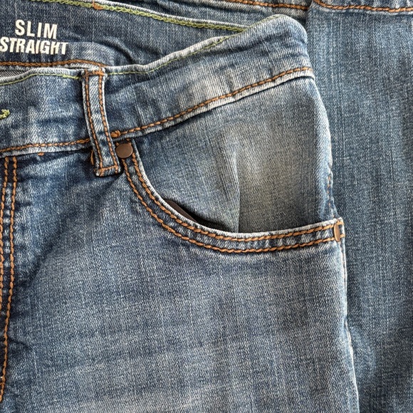 Wrangler Men's Classic Indigo Slim Straight Jeans - Picture 3 of 10